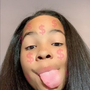 Meet your Posher, Paige